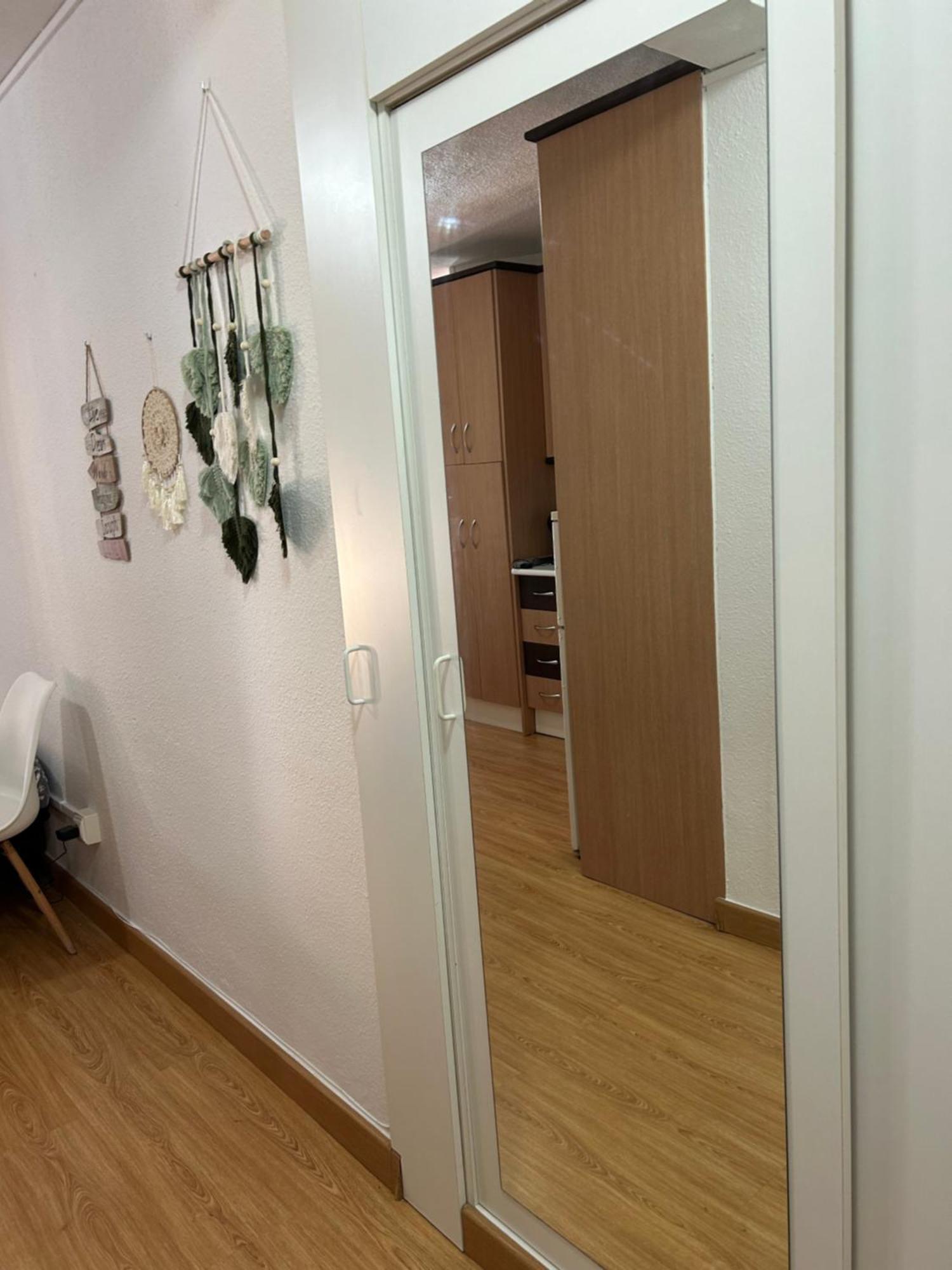El Estudio De Alejandro Torre Del Mar